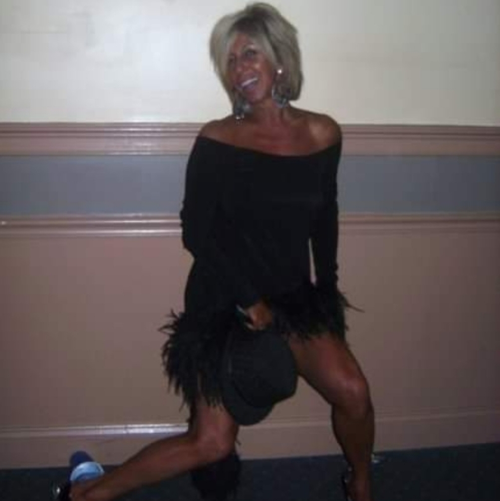 A.B.S Stunning Dressy Little Black Dress w Ostrich Feathers on Bottom hp 13x🔥🔥 - Picture 5 of 16